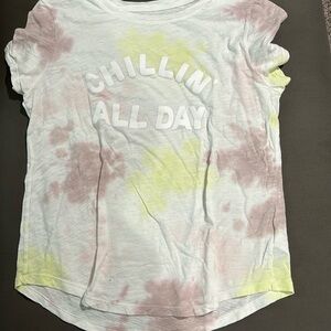 old navy “chillin all day” tie dye shirt